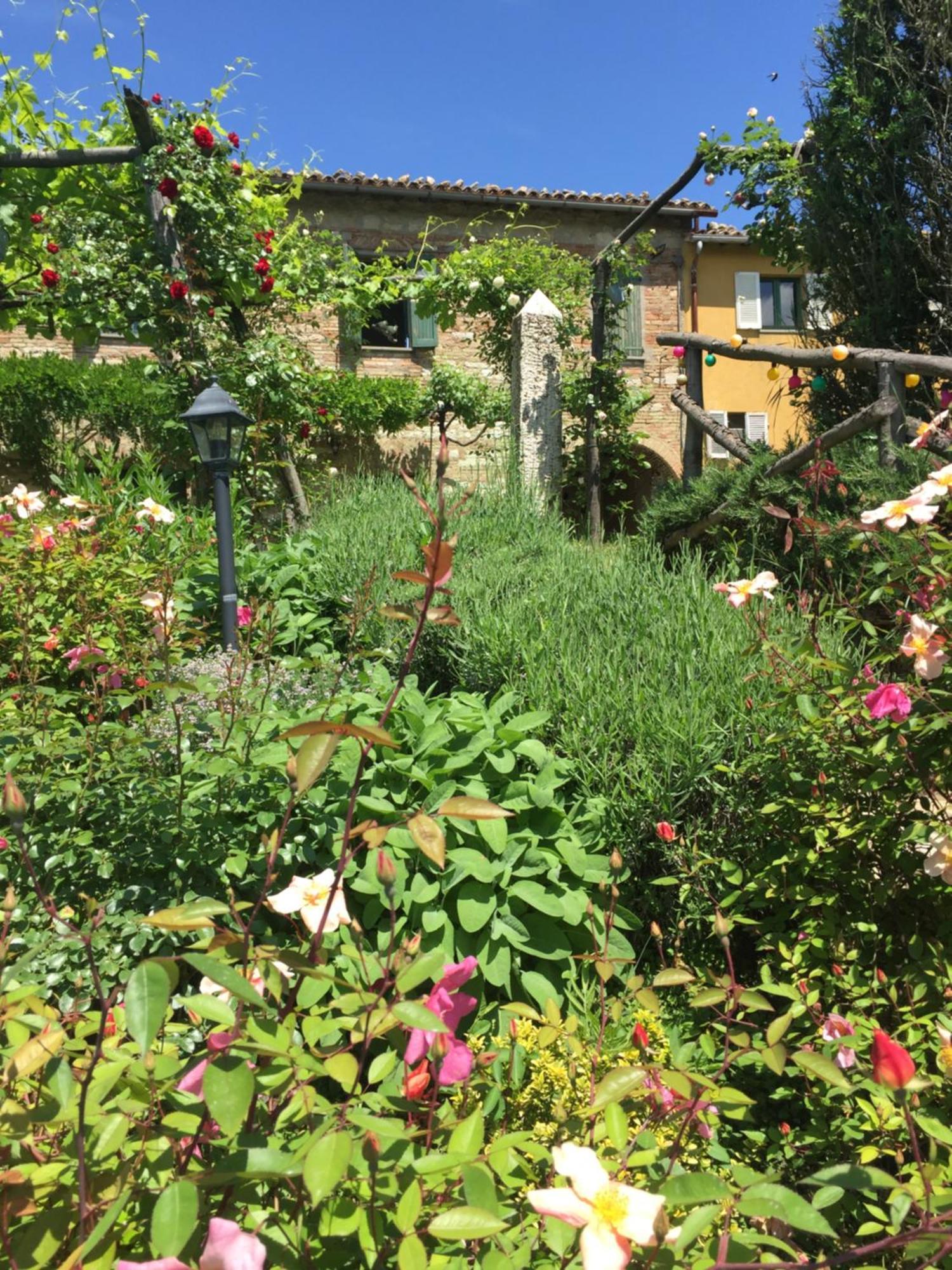 Il Broglino Villa Todi Exterior photo
