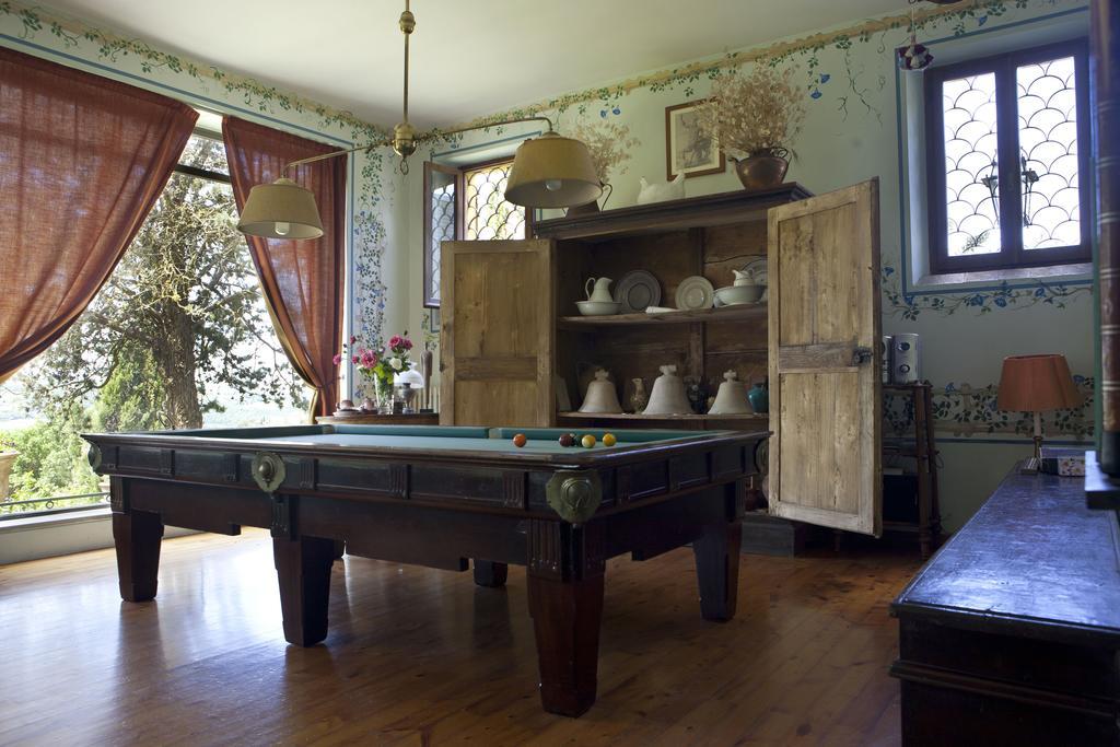 Il Broglino Villa Todi Room photo